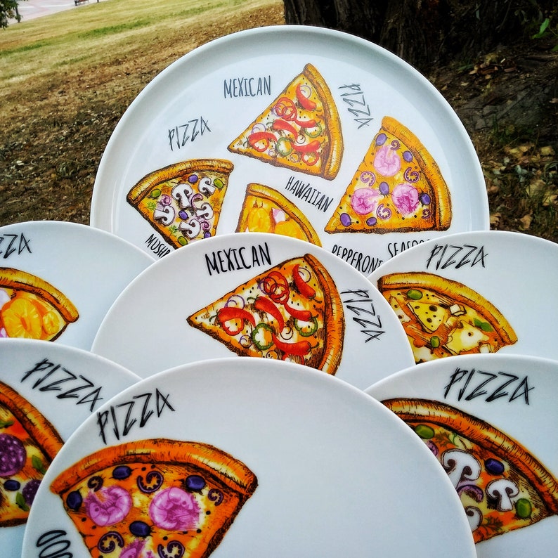 A set of ceramic pizza plates. A large dish 6 plates. Etsy