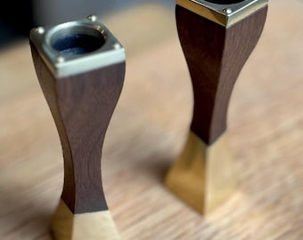Wood & Brass Shabbat Candlesticks: Handcrafted, Windthrow
