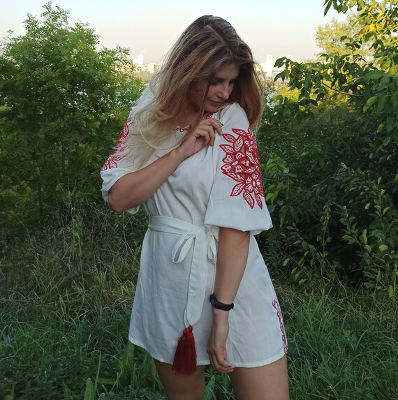 Linen Tunic Cutwork Embroidered White 