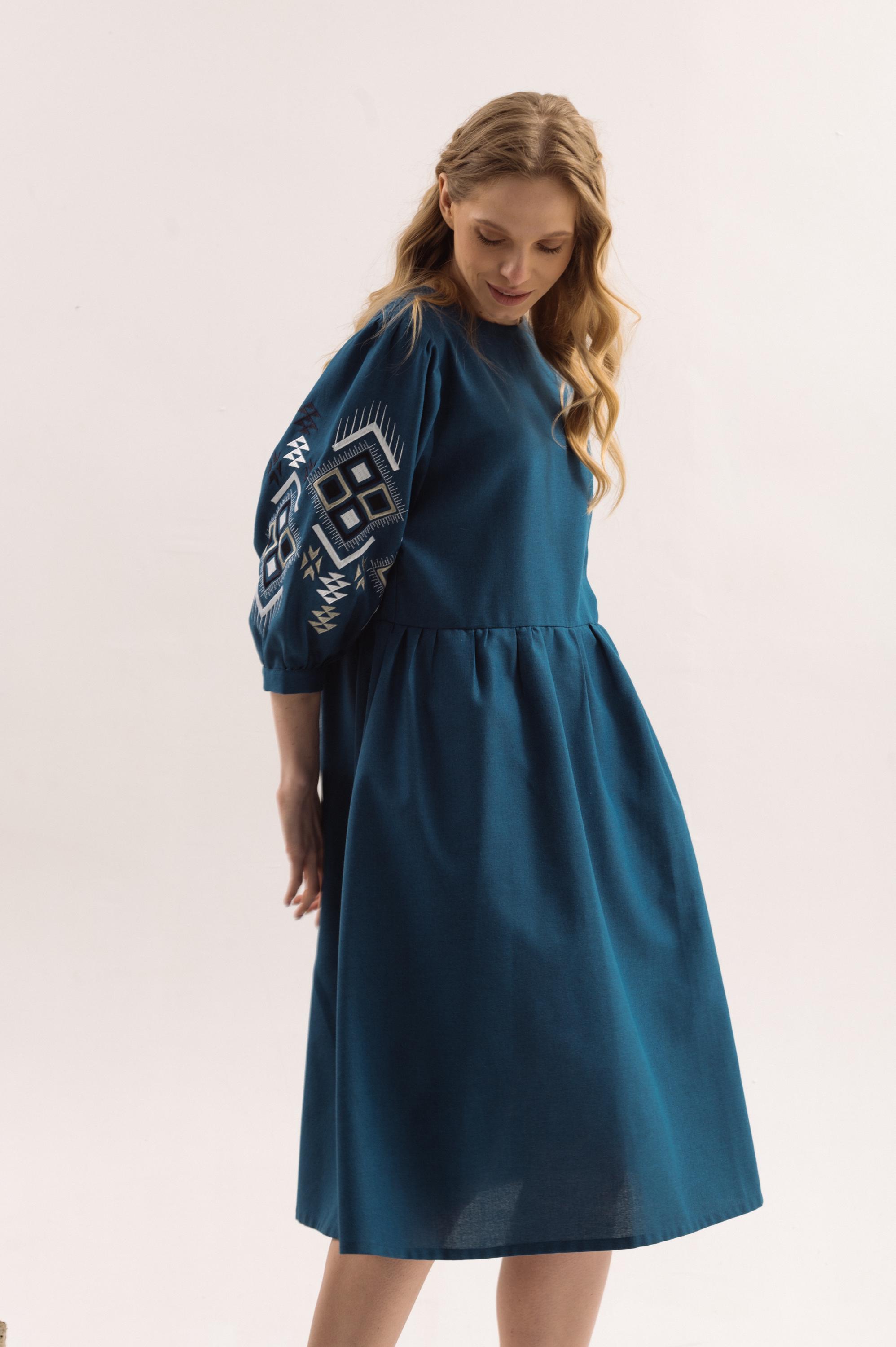 Ucrania Model Dress In Blue main image 1