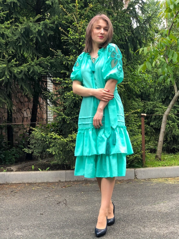 Linen Cutwork Embroidered Mini Dress: Floral Richelieu Technique - Etsy