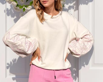 Floral Embroidered Sweatshirt Set: Cotton Lounge Wear | Embroidered sweatshirt | Ukrainian sports wear | Gift for Her