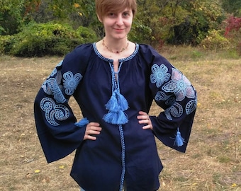 Linen cutwork embroidered tunic navy, blue embroidery, loose fit linen blouse, Embroidered party blouse