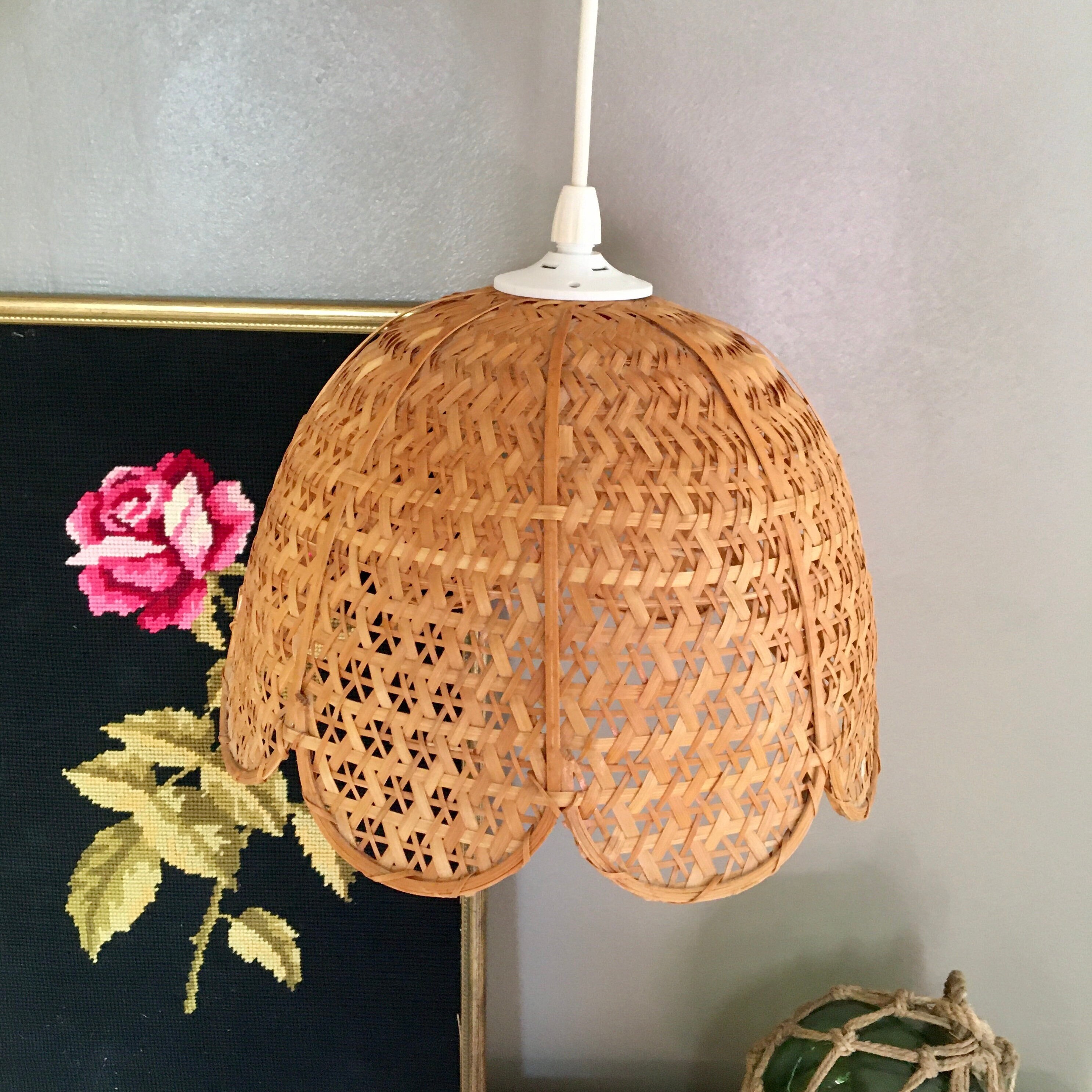 Suspension Luminaire Vintage Fleur en Osier