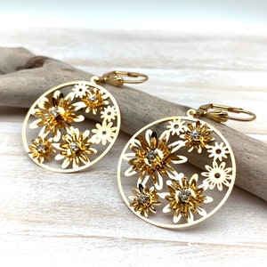 Gold Flower Earrings - Gold Flower Cut Out Earrings -Lacy Flower -  Gold Daisy - 3D Flower - Dangly Gold Flower - Gold fill - Lightweight