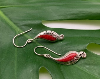 Red Coral Silver Earrings / Red Sponge Coral Earrings / Silver Filigree  / Bali Swirls Earrings / 925 Sterling Silver / Lightweight