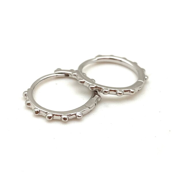 Small Spike Silver Huggie Earrings - 15mm Small Silver Hoop Earrings - 15mm  Silver Hinged Earrings - Best Selling - Snap Hoops - 925 Silver