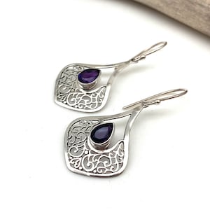 Amethyst Silver Earrings 26mm/ Amethyst Bali Dangly Earrings / Amethyst / Silver Filigree / February Birthstone / Amethyst Dangly / Sterling