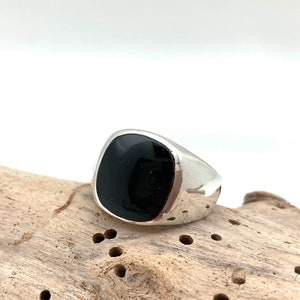 Black Onyx Heavy Signet Silver Ring / Simple Black Onyx Ring / Women&#39;s Men&#39;s Onyx Ring / Size 7, 8, 9, 10, 11, 12 / 925 Sterling