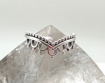 Mandala Silver V Ring / 925 Sterling / Bali Crown / Oxidized 4-10