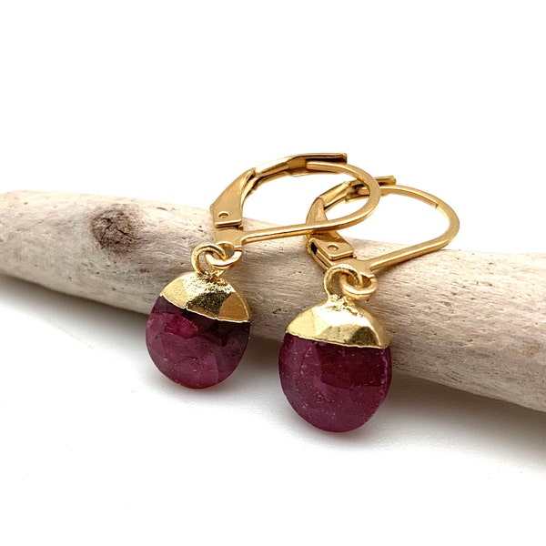 Ruby Gold Earrings / Little Ruby Dangly Earrings / Natural Ruby / Faceted Ruby / July Birthstone / Cherry Pink Ruby