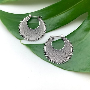 Bali Silver Hoop Earrings 25mm / Small Bead Silver Earrings / Bead Oxidized Earrings / Meditation Earrings / 925 Sterling Silver