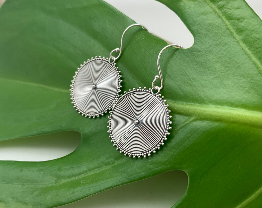 Bali Disk Earrings 23mm / Silver Bali Earrings / Beaded Circle / Boho
