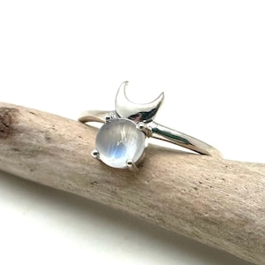 Moonstone with Moon Silver Ring 6 - 9 / 925 Sterling / Moonstone Crescent Moon Ring / Natural Moonstone / June Birthstone