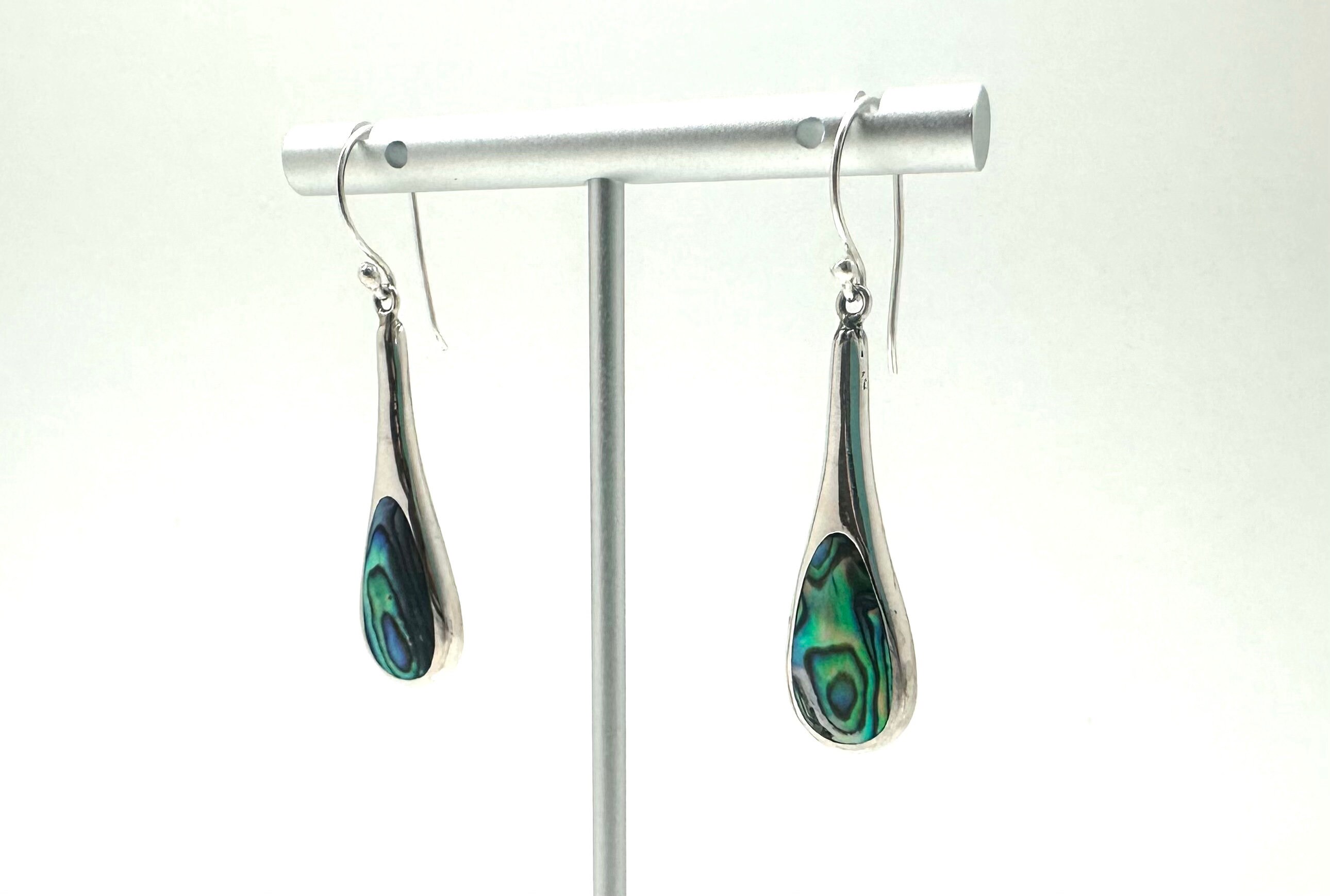 Orecchini pendenti in argento con conchiglia di abalone | FindTheDeal Orecchini pendenti in argento con conchiglia di abalone | FindTheDeal