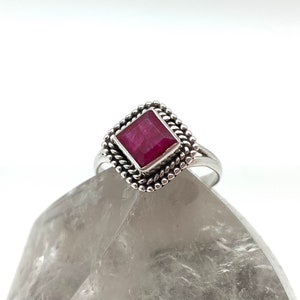 Ruby Silver Ring / Ruby Square Sterling Ring / Natural Ruby / July Birthstone / Pink Ruby / Everyday Ring / Size 6, 7, 8, 9 / 925 Sterling