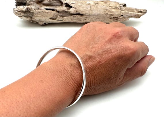 SILVER925 ROUND BANGLE/BRACELET/シルバー/ブレス Amazon.com: Silverly Round Wide 925 Sterling Silver Bangle