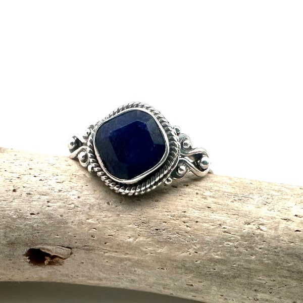 Sapphire Silver Ring 5, 7, 8, 9 / Blue Sapphire Sterling Ring / Natural Sapphire / September Birthstone / Blue / Everyday / 925