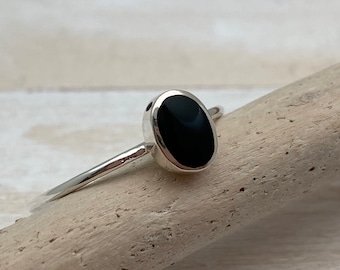 Small Black Onyx Silver Ring / Simple Black Onyx Ring / Natural Onyx / Minimalist Onyx / Women's Onyx Ring / Size 5, 7 / 925