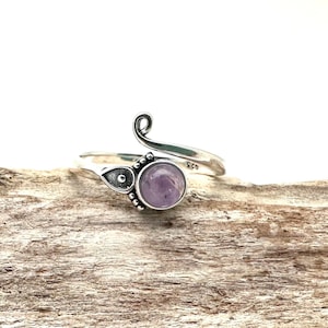 Amethyst Sterling Silver Bali Ring, February Birthstone (Size 4-10)