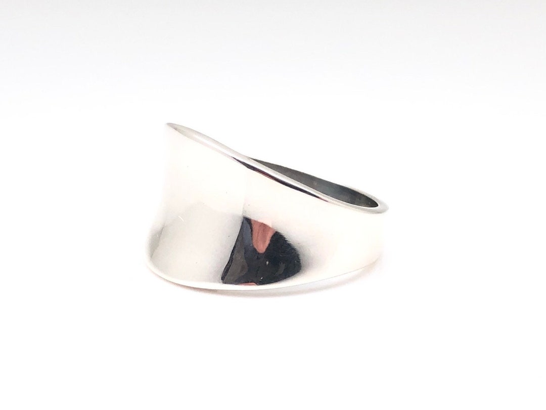 Concave Silver Ring // Sterling Silver 925 // Women's Silver Ring - Etsy