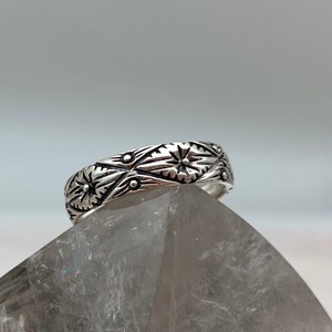 Sun Silver Ring / Southwestern Sun Ring / All The Way Around Etched / Ring for Women / Oxidized / Size 5, 6, 7, 8, 9, 10 / 925 Silver