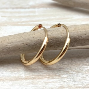 Gold Endless Hoop 18mm / Gold Small Continuous Hoop Earrings / Goldfill Small Hoops / Simple Gold Hoops / Hypoallergenic Tarnish Free Hoops