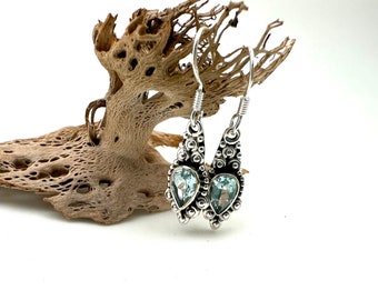 Small Blue Topaz Silver Earrings / Blue Topaz Filigree Earrings / Bali Silver / Blue Topaz / Sterling Silver