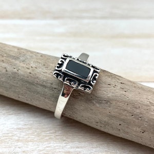Zwarte onyx kleine rechthoek zilveren ring / zwarte onyx vierkante ring / natuurlijke onyx / onyx damesring / maat 4, 5, 6, 7, 8, 9 / sterlingzilver