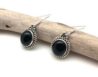 Onyx Silver Earrings / Black Onyx Oval Silver Earrings / Onyx Bead Earrings 15mm / 925 Sterling