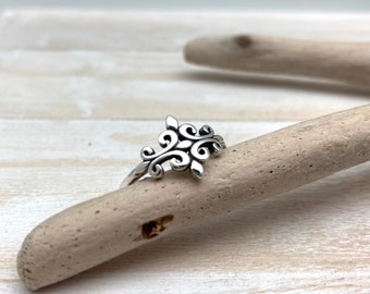 Oxidized Sterling Silver Swirl Ring, Celtic Style