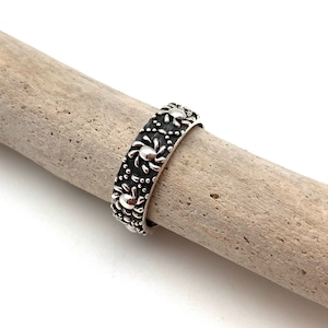 Sun Bead Bali Silver Ring / 925 Sterling / Mandala Sun Ring / Sun Symbol Ring / Oxidized / Size 5, 6, 7, 8, 9, 10 / 925
