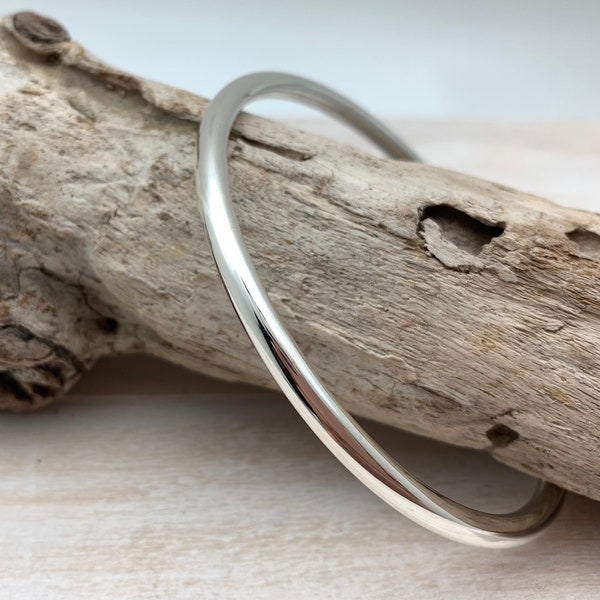 Silver Round TubeBangle 7" / Plain Bracelet 7" to 8"  / 4mm Simple Silver Tube Bangle / Stackable / Sterling Silver 925