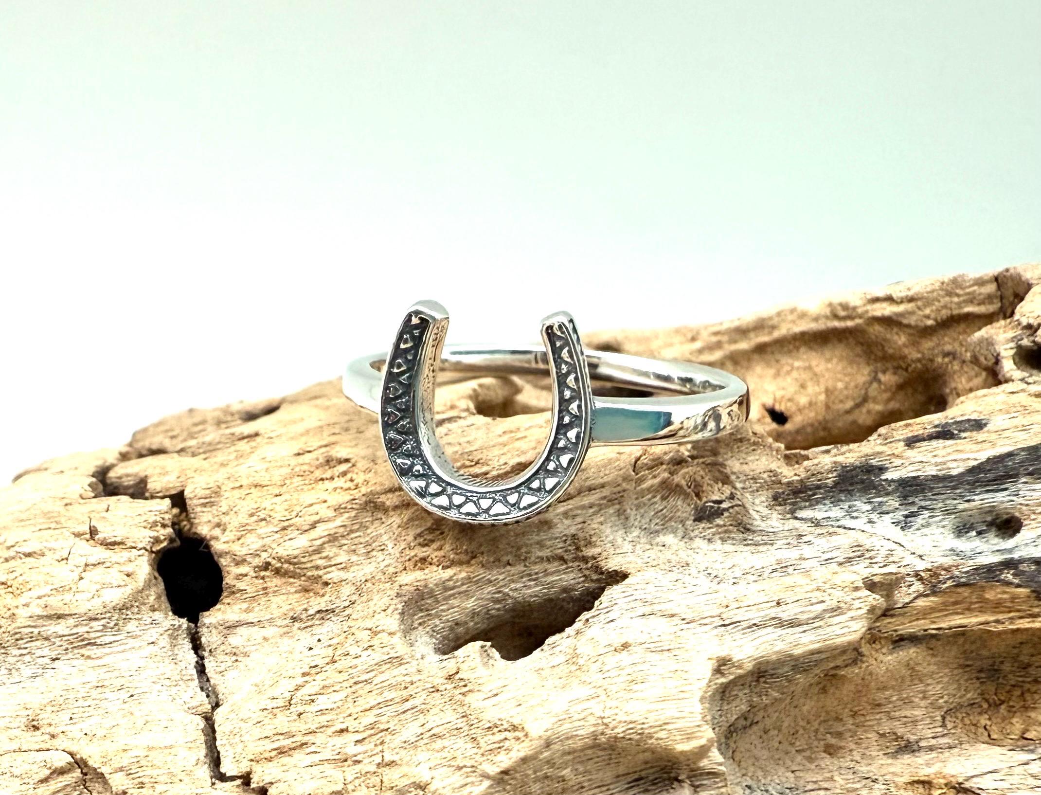 Sterling Silver Horseshoe Ring, Southwestern Good Luck Ring - Etsy