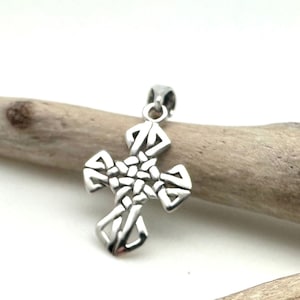 Silver Celtic Cross Pendant / Celtic Cross 20mm / Celtic Knot Cross / 925 Silver