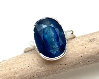 Ring blauw kyaniet, maat 6, 7, 8 / ring natuurlijk kyaniet / gefacetteerd kyaniet / 925 sterlingzilver