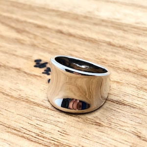 Silver Concave Ring // Sterling Silver 925 // Concave Silver Ring // Wide Silver Ring // Everyday Ring // Smooth Silver Ring // Size 5 to 12