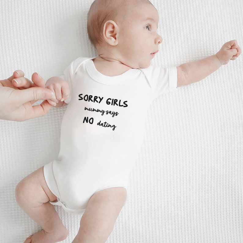 A whimsical and heartwarming outfit that is perfect for your little one's very first birthday. Crafted from ultra-soft cotton, this onesie promises to keep your baby cozy and comfortable. Available in both long and short sleeves.