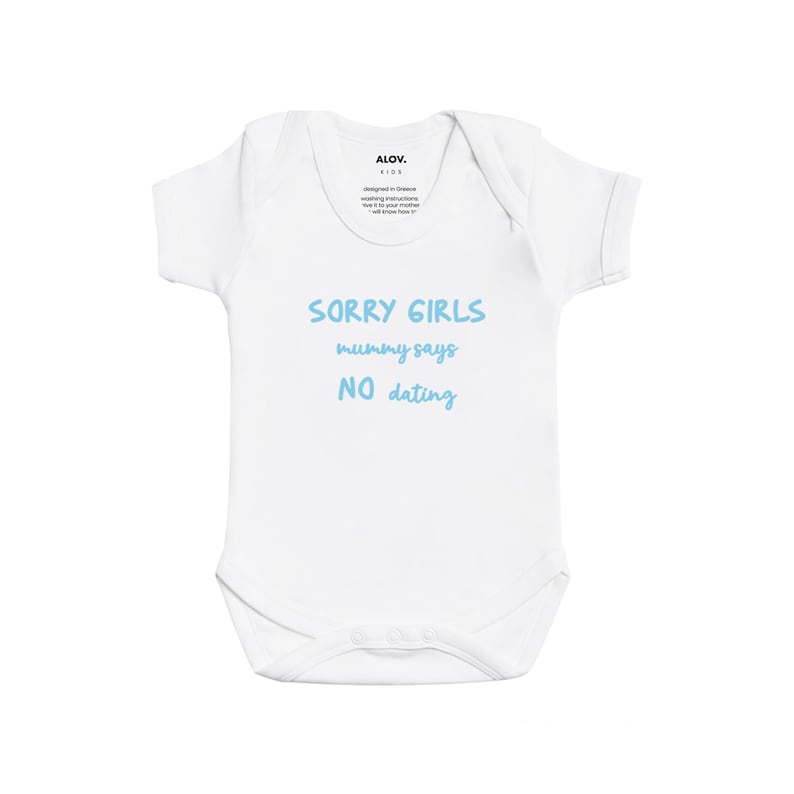 A whimsical and heartwarming outfit that is perfect for your little one's very first birthday. Crafted from ultra-soft cotton, this onesie promises to keep your baby cozy and comfortable. Available in both long and short sleeves.