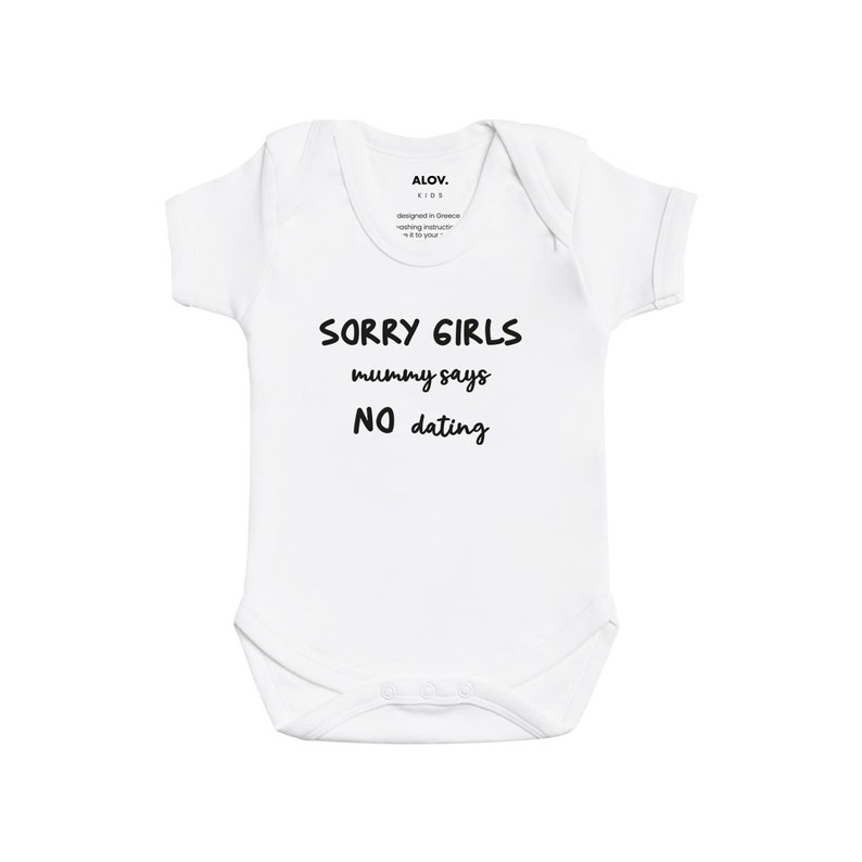 A whimsical and heartwarming outfit that is perfect for your little one's very first birthday. Crafted from ultra-soft cotton, this onesie promises to keep your baby cozy and comfortable. Available in both long and short sleeves.