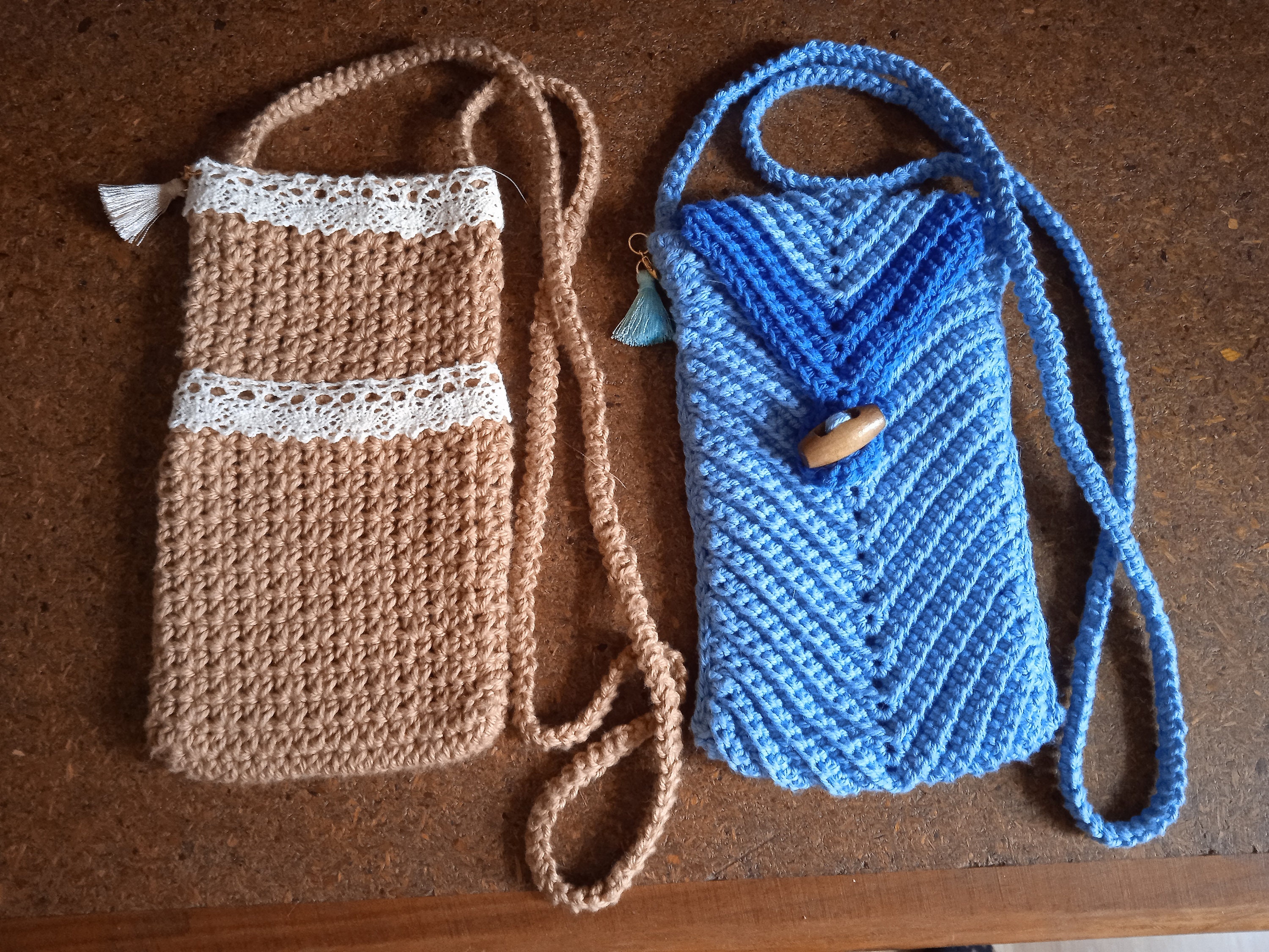 Sac à Main Crochet Téléphone - Motif Chiot Floral - Mini Pochette Fille - Sangle Réglable