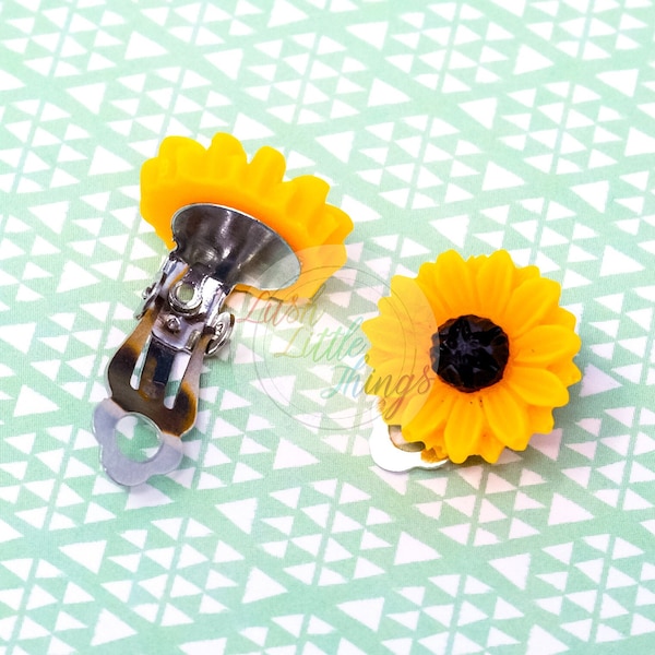 CLIP-ON Sunflower Stud Earrings | Yellow Sunflower Earrings | Stud Earrings | Clip on Earrings | Floral Earrings