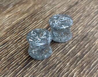 Silver Glitter Plugs, Silver Plugs, Bar Glitter Gauges, Double Flare Plugs, Silver Glitter Plugs, Handmade Plugs, Resin Plugs, Gauged Ears