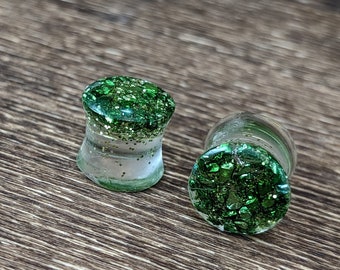 Green Glass Glitter Plugs, Green Glitter Plugs, Glitter Gauges, Double Flare Plugs, Clear Plugs, Handmade Plugs, Resin Plugs, Kelly Green