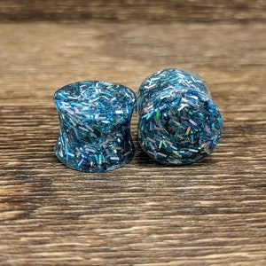 Blue Holo Glitter Plugs, Glitter Plugs, Glitter Gauges, Double Flare Plugs, Blue Silver Plugs, Handmade Round Plugs,Resin Plugs,Holo Glitter