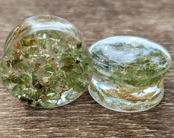 Gemstone Plugs, Peridot Plugs, Gold Flake Gauges, Gemstone Gauges, Green Gold Plugs, August Birthstone, Peridot Gold, Handmade Resin Plugs