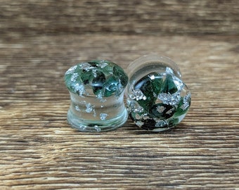 Emerald Gemstone Round Plugs, Silver Flake Gauges, Gemstone Gauges, Green Stone, May Birthstone, Green Emerald Silver, Handmade Resin Plugs