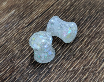 White Holographic Glitter Round Plugs, White Plugs, Glitter Gauges, Valentines Day, Double Flare Plugs, White Glitter Plugs, Handmade Plugs