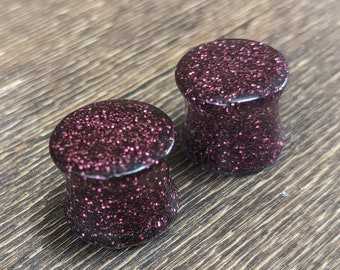 Burgundy Red Tiny Glitter Round Plugs, Burgundy Gauges, Double Flare Plugs, Maroon Gauges, Glitter Plugs,Handmade Plugs,Valentines Day Plugs