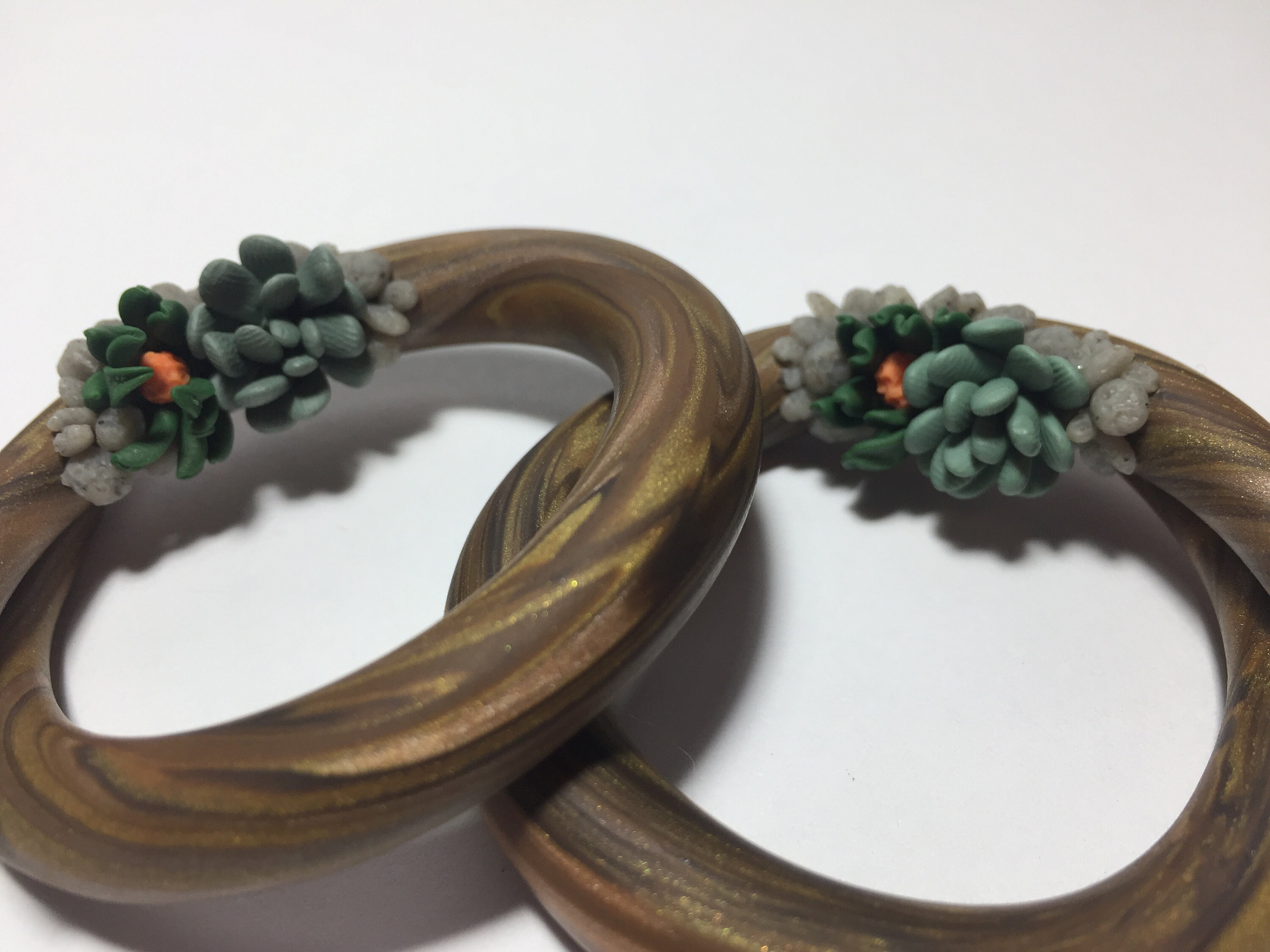 Ohrringe aus Kunstholz mit Sukkulenten und Berggarten Gauges | Etsy